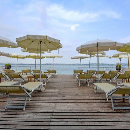 Hotel Flaminia Sirmione Exterior photo