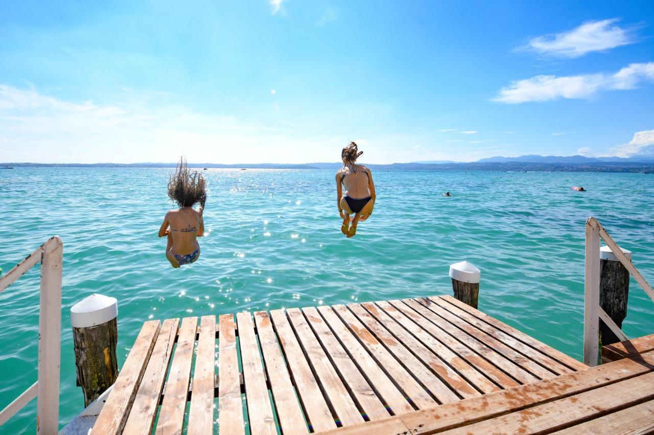 Hotel Flaminia Sirmione Exterior photo