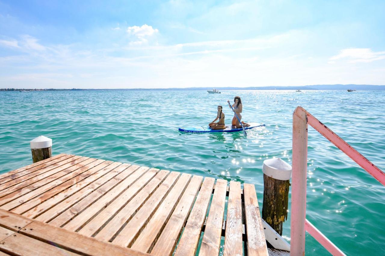 Hotel Flaminia Sirmione Exterior photo