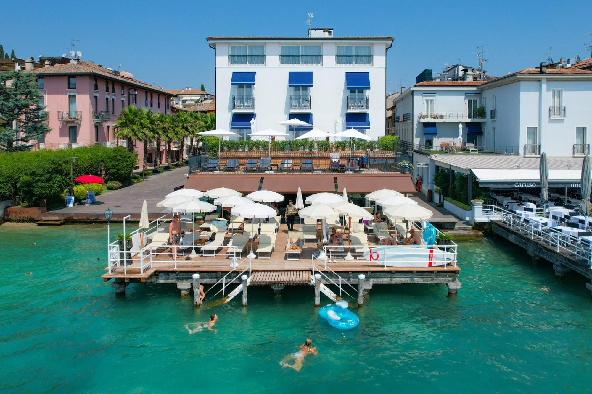 Hotel Flaminia Sirmione Exterior photo